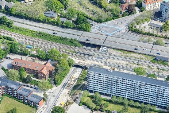 Åbning af viadukt ved Lyngby Station udsat
