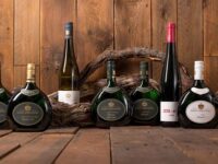 Tysk vinsmagning og selskabsmenu i en stemning af ægte tysk vinfestival