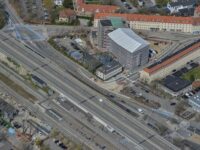 Lyngby station. Luftfoto af området hvor den kommende letbane station skal bygges.
Lyngby Rådhus.